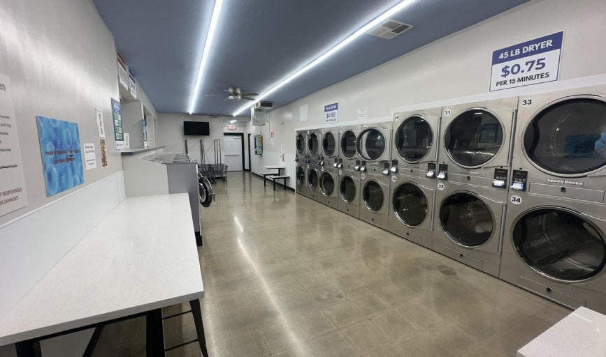 Coinless Laundromat